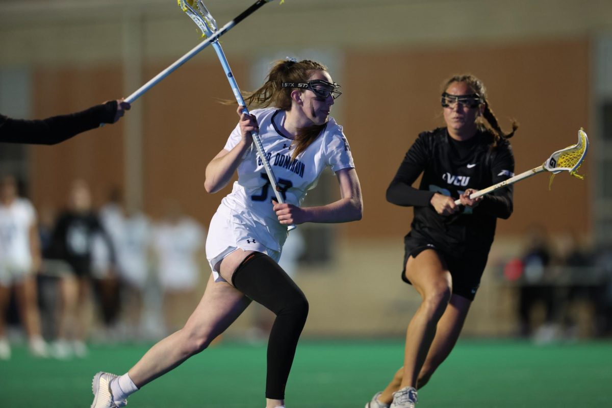 Natalie Calandra-Ryan fights to blow by her defender.